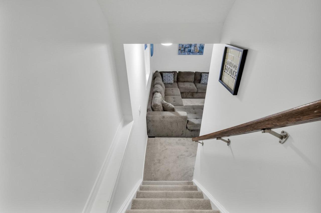 Modern 1 Bedroom + Den In קיימברידג' מראה חיצוני תמונה
